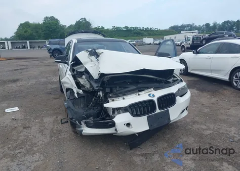 2015 BMW 328 Xi из США, поврежденный, VIN WBA3B3G59FNR89127